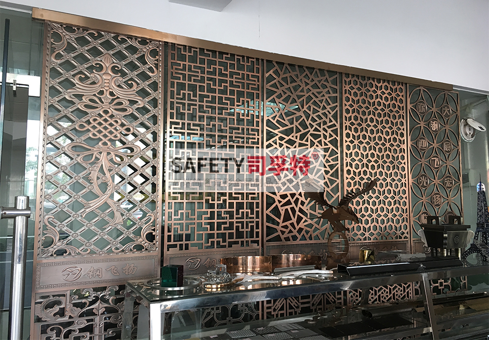 不銹鋼屏風(fēng)隔斷有哪些特點(diǎn)[司孚特金屬屏風(fēng)，不銹鋼屏風(fēng)](圖3)