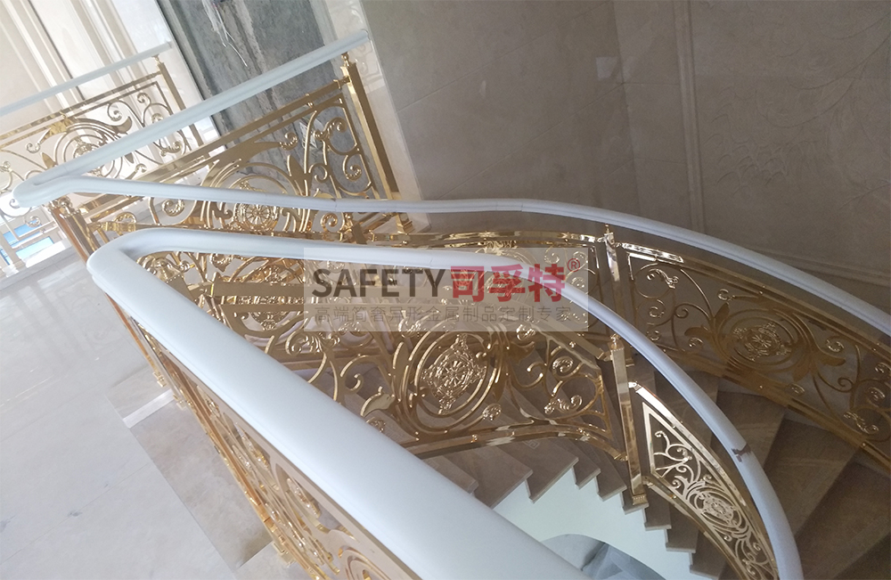 鋁藝鏤空雕花樓梯扶手：造型多樣，工藝成熟，彰顯高端品味(圖2)